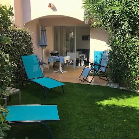 Апартаменты T3 Rez De Jardin Capao Richelieu Агд