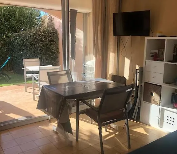 Apartament T3 Rez De Jardin Capao Richelieu Agde